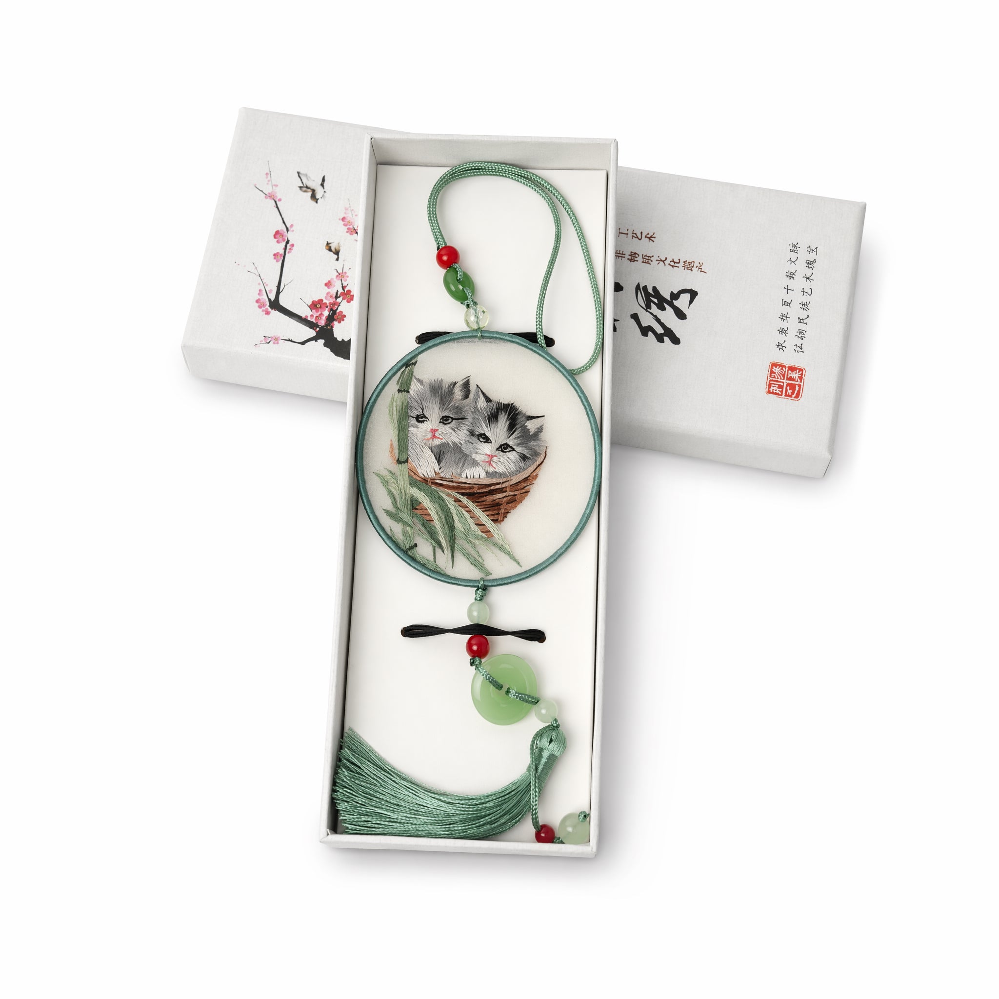 Apsastitch Su Embroidery "Lucky Cat" Car Hanging Ornament – 120-Hour Handcrafted Suzhou Embroidery Car Charm, 100% Mulberry Silk Base, Cute Cat Rearview Mirror Decor, Unique Lucky Gift