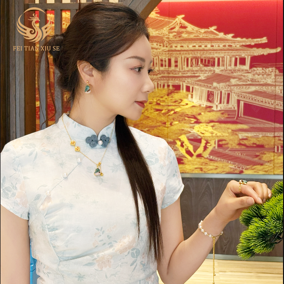 FEI TIAN XIU SE24K Thick Gold Plated Charm Bracelet Women Gelang Light Luxury Birthday Gift