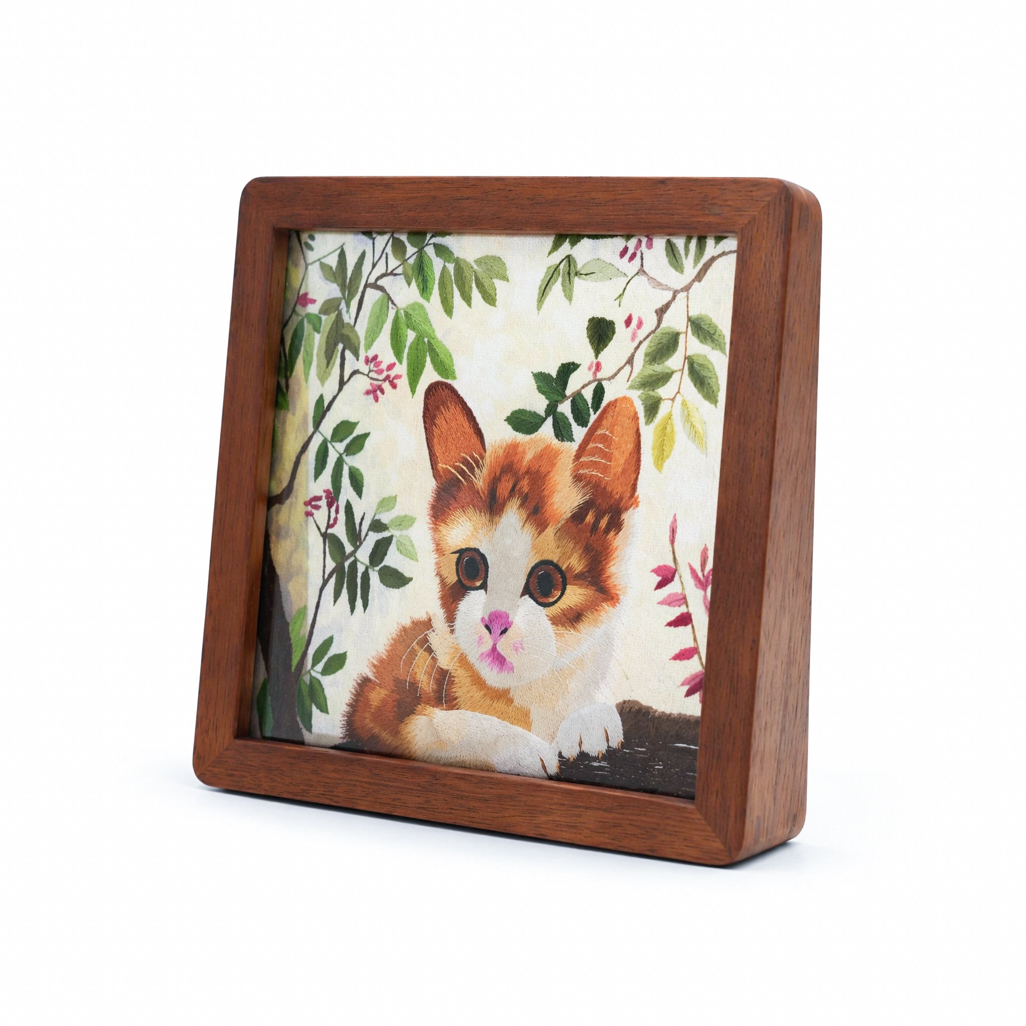 Apsastitch Double-Sided Cat Face Embroidery Table Screen – 60-Hour Handcrafted Xiang Embroidery Art Collectible, 20×20cm Silk Satin with Solid Wood Frame
