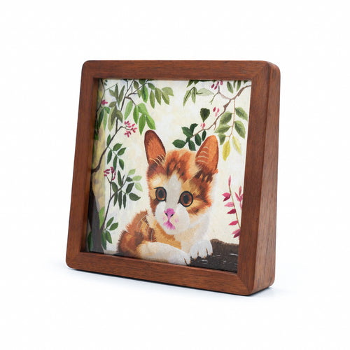 Apsastitch Double-Sided Cat Face Embroidery Table Screen – 60-Hour Handcrafted Xiang Embroidery Art Collectible, 20×20cm Silk Satin with Solid Wood Frame